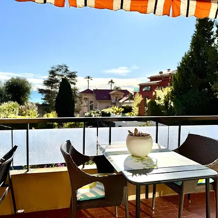 One Bedroom With Parking - Lemon Festival شقة مينتون