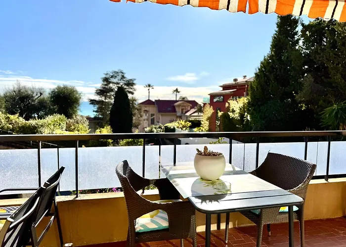 One Bedroom With Parking - Lemon Festival شقة مينتون